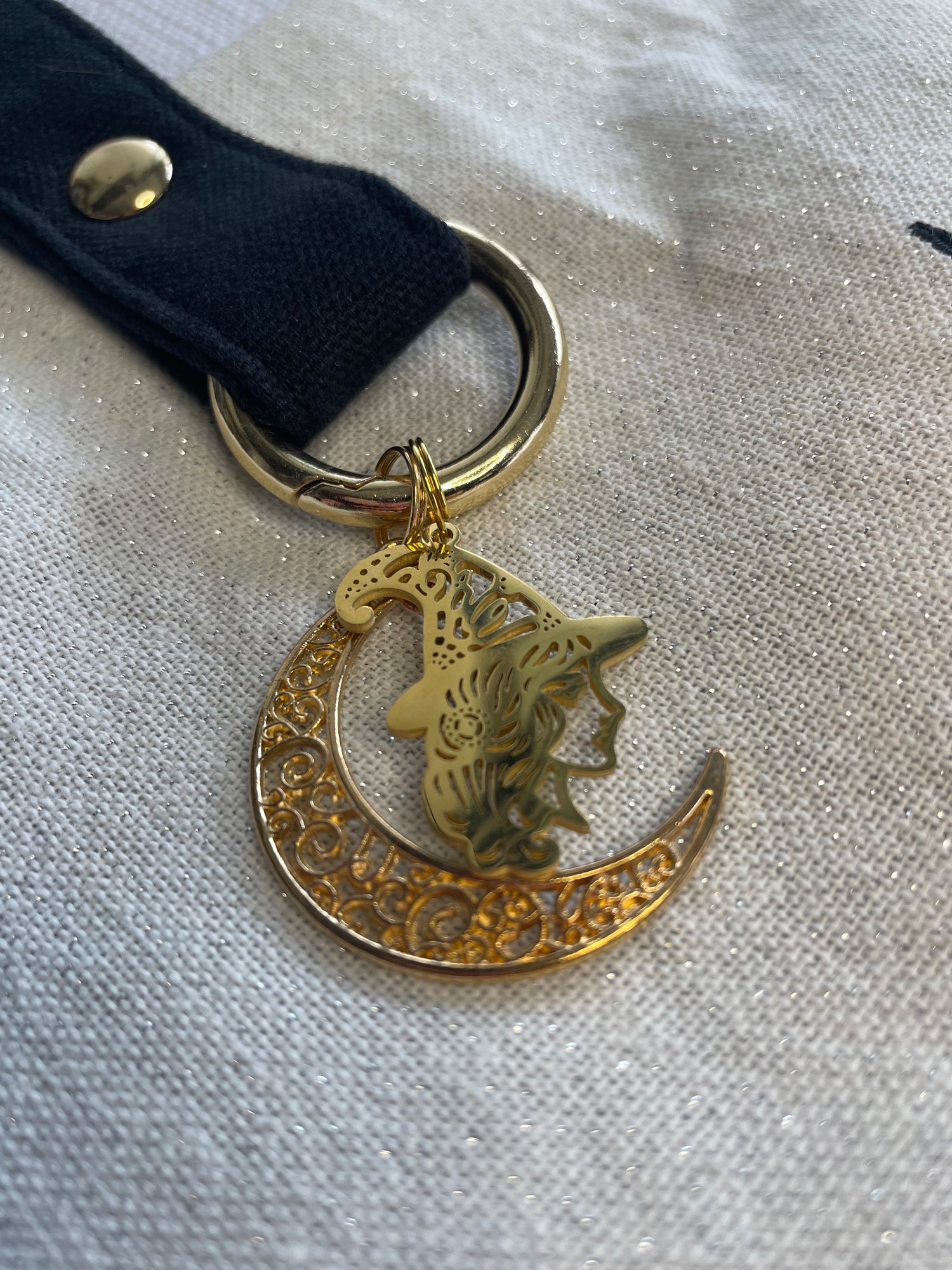 babizaar witchy woman bbff tote bag charms close up